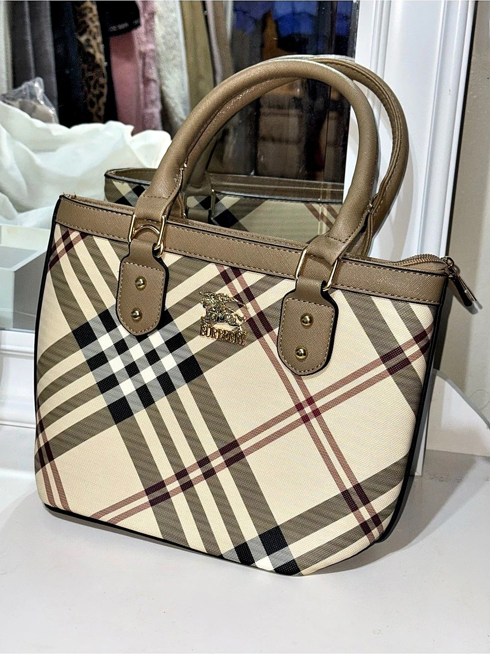 Burberry Nova Check Equestrian Knight Tote Bag Beige & Black replica